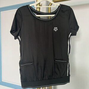 Black short-sleeved top